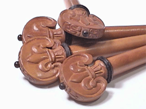 Carved Fleur de Lis w/ carved edge Black p/c Violin